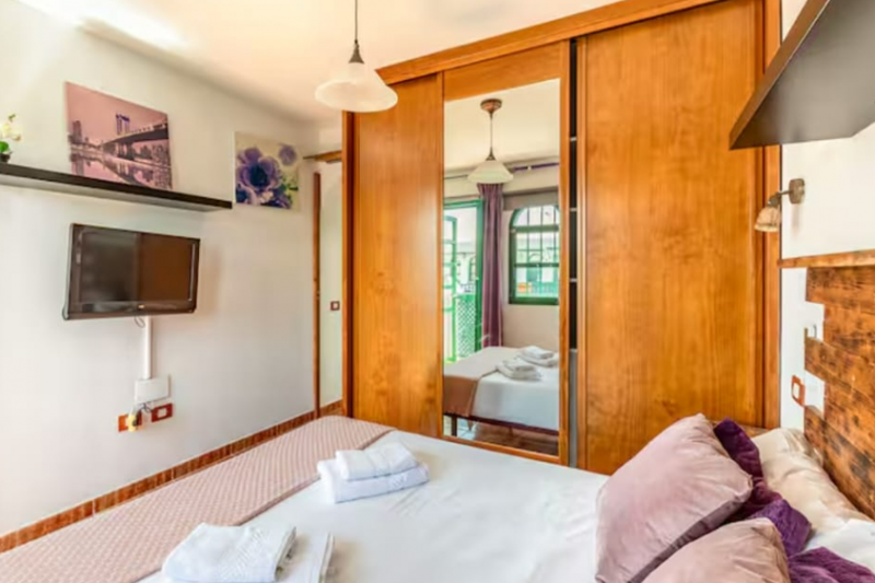 Gerenoveerde bungalow in duplex-stijl te huur in Maspalomas